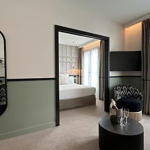 Grand Coeur Latin 4*, París Francia